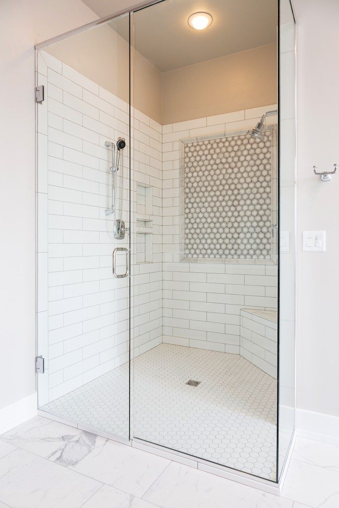 Glass shower door, glass shower doors, shower door installation, glass shower door installation, green bay, neenah, fox valley, shower door specialists, tile shower, tiled shower