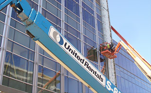 United Rentals crane