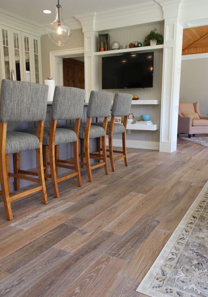 hardwood, hardwood installation, hardwood green bay, hardwood neenah, hardwood dining room, hardwood installers