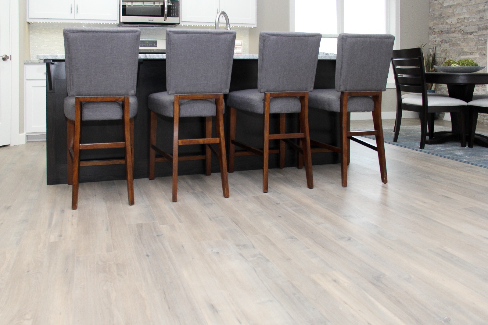 Laminate Flooring Buying Guide